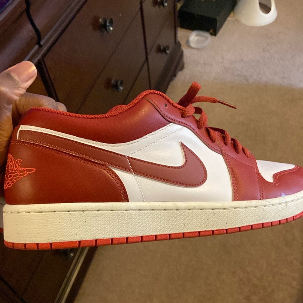 Jordan Low 1